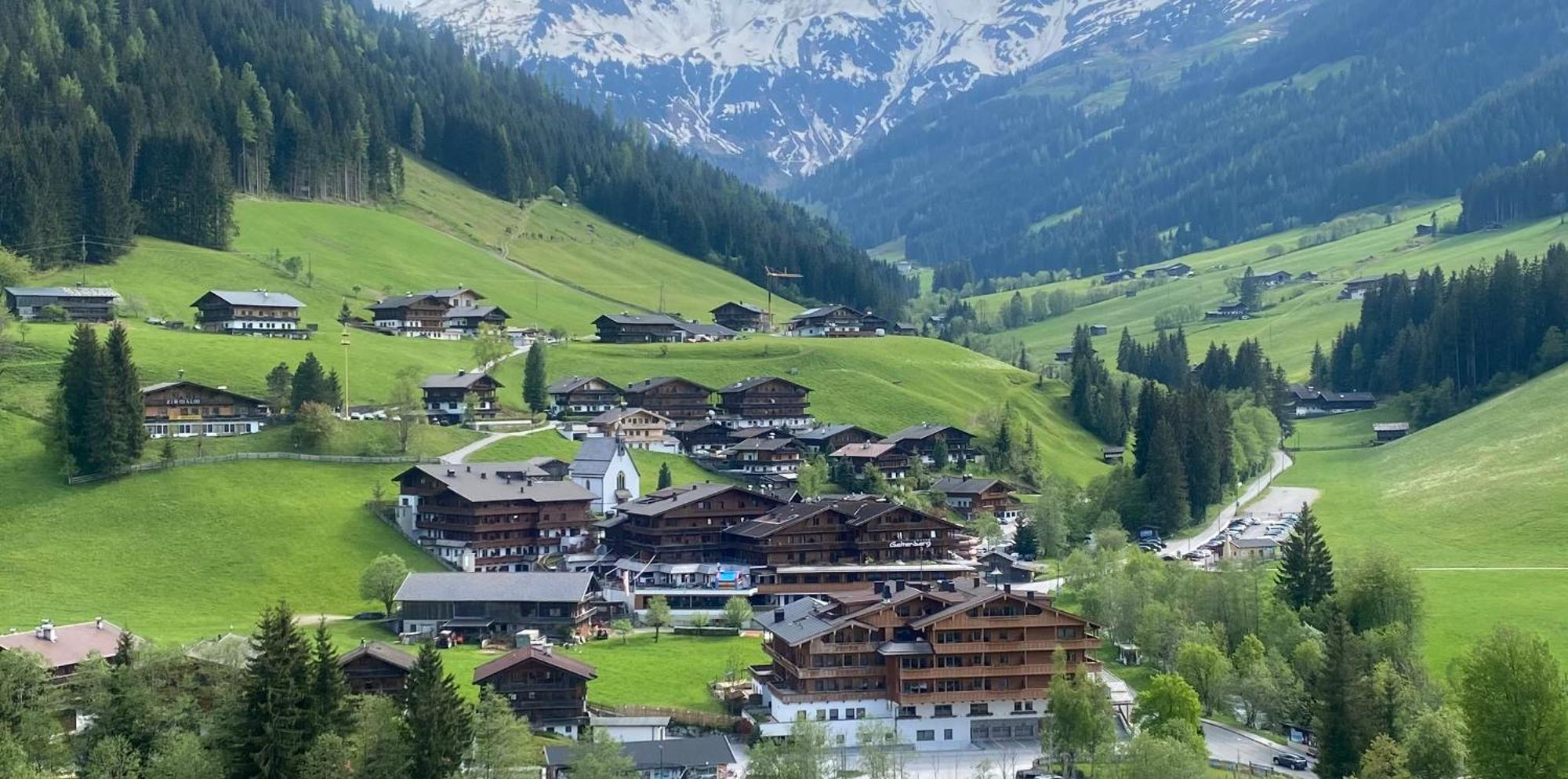 Apartamento Haus Hislop Inneralpbach Exterior foto